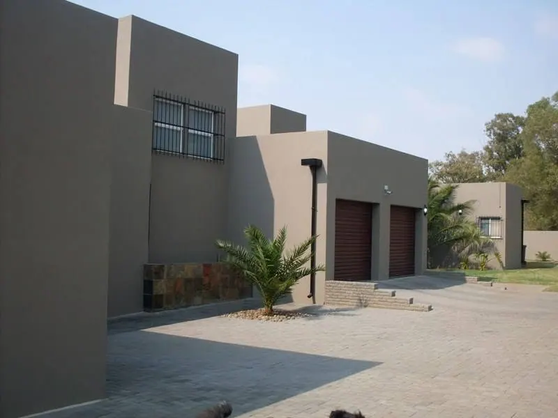 Completed modern double-garage house